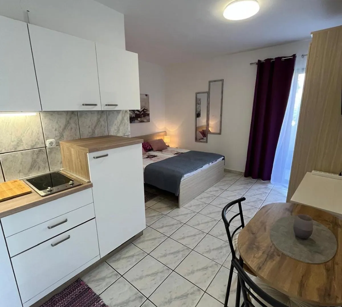 Ara-Olga Apartment Baska