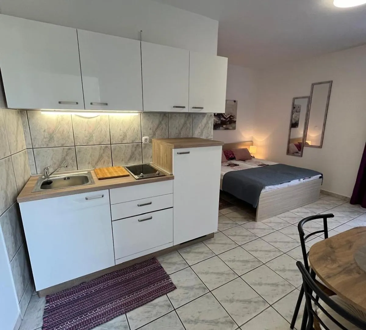 Ara-Olga Apartment Baska  0*, Baska (Krk) Croatia