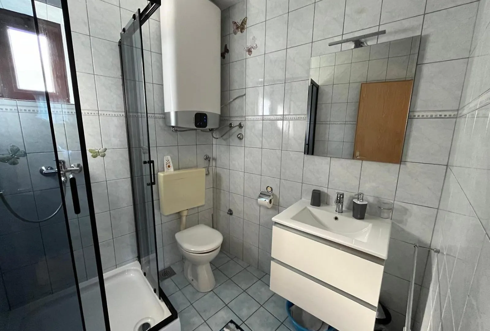 Ara-Olga Apartment Baska